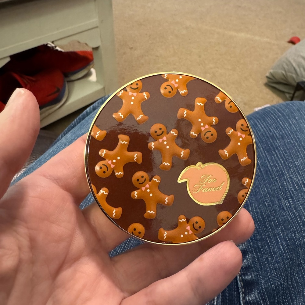 Too Faced Gingerbread Makeup Bundle - Picture 8 of 14